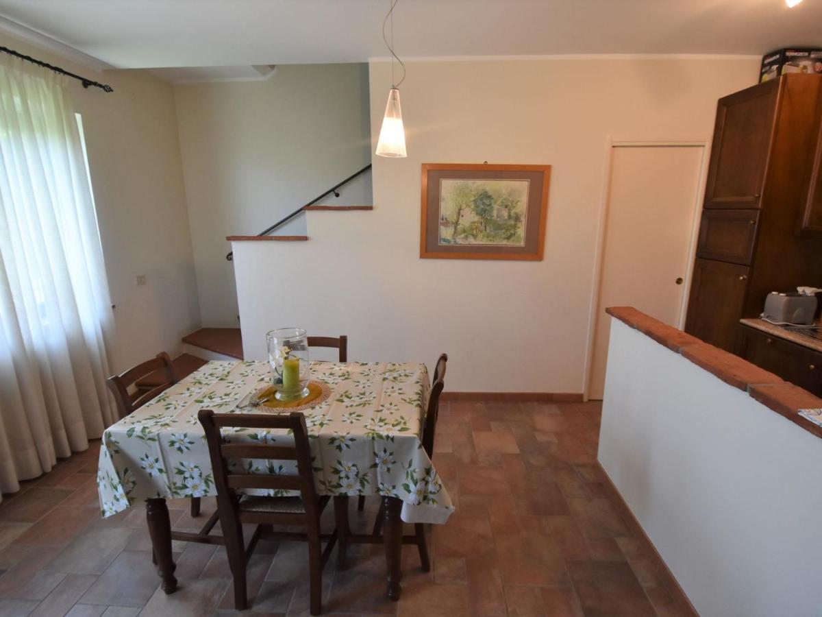 Apartment La Corte Bricca - Trilo B By Interhome Castana  Zewnętrze zdjęcie