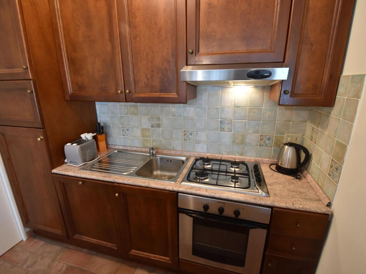 Apartment La Corte Bricca - Trilo B By Interhome Castana  Zewnętrze zdjęcie